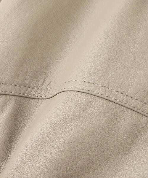 NCB neat caprice brand（エヌシービーニートカプリスブランド）の「NCB neat caprice brand(エヌシービーニートカプリスブランド) WOMENS SHEEP STAND JACKET/レザージャケット（その他アウター・レディース・ブラック/グレー・F）」の11枚目の写真