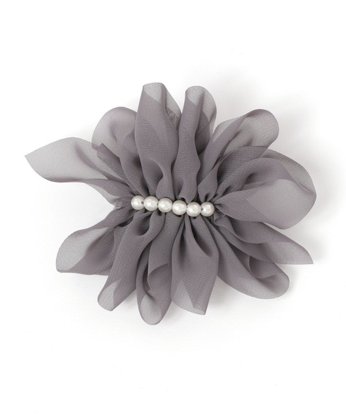 studio CLIP(スタディオクリップ)の「シアーパールブローチ(ブローチ/コサージュ・レディース・ブラック/オフホワイト/グレー・FREE)」の3枚目の写真