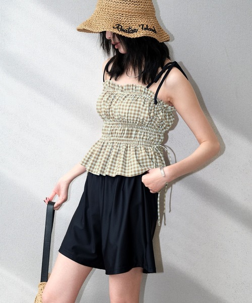 OSYAREVO（オシャレボ）の「水着 レディース 体型カバー シャーリング フリル キャミソール セットアップ 3点セット セパレート（水着・レディース・スカイブルー/ブラック/グレー系その他/ネイビー/チェック/ストライプ/オフホワイト/インディゴブルー/ブラック系その他/ネイビー系/モスグリーン/ブラウン系/ブラウン系その他/ブラック系その他2/ブラウン系その他2/ベージュ系その他/ブラウン系2・MEDIUM/LARGE/X-LARGE）」の10枚目の写真