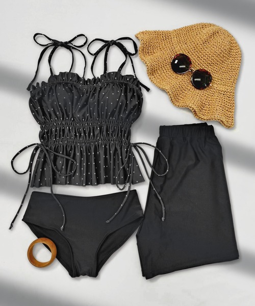 OSYAREVO（オシャレボ）の「水着 レディース 体型カバー シャーリング フリル キャミソール セットアップ 3点セット セパレート（水着・レディース・スカイブルー/ブラック/グレー系その他/ネイビー/チェック/ストライプ/オフホワイト/インディゴブルー/ブラック系その他/ネイビー系/モスグリーン/ブラウン系/ブラウン系その他/ブラック系その他2/ブラウン系その他2/ベージュ系その他/ブラウン系2・MEDIUM/LARGE/X-LARGE）」の4枚目の写真