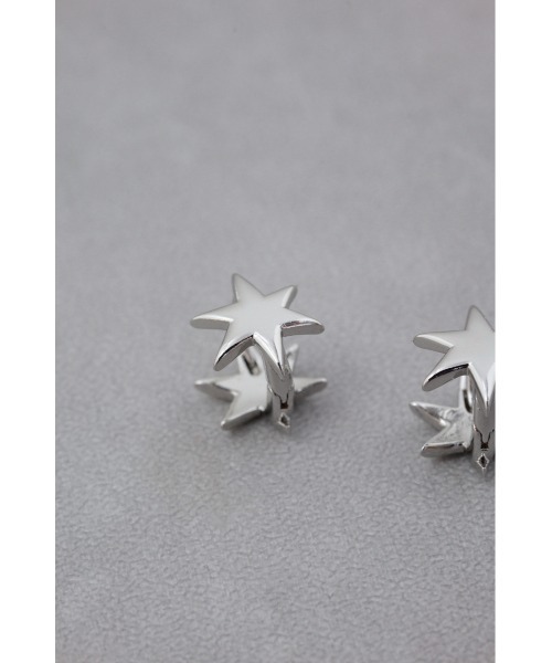 AZUL by moussy（アズールバイマウジー）の「アスタリスクプチピアス（ピアス（両耳用）・レディース・シルバー/ゴールド系その他・FREE）」の6枚目の写真