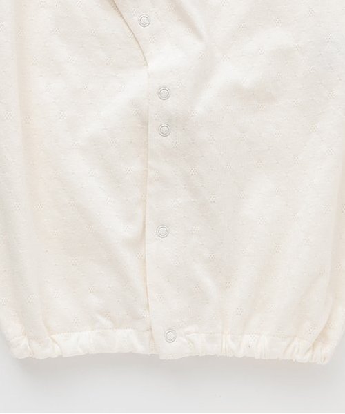 sense of wonder(センスオブワンダー)の「【オーガニック】野イチゴシシュウ2WAYオール(ロンパース・キッズ・ホワイト系・50-70cm)」の4枚目の写真