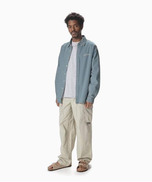 thisisneverthat(ディスイズネバーザット)の「Washed Denim Shirt(シャツ/ブラウス・メンズ・グレー/ライトブルー/ブラック・M/L/XL/S)」の12枚目の写真
