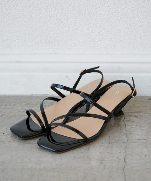 ROPE' PICNIC(ロペピクニック)の「ナローストラップキトゥンヒールサンダル(サンダル・レディース・ゴールド/ブラック/シルバー/オレンジ系その他3・L/M/S)」の12枚目の写真