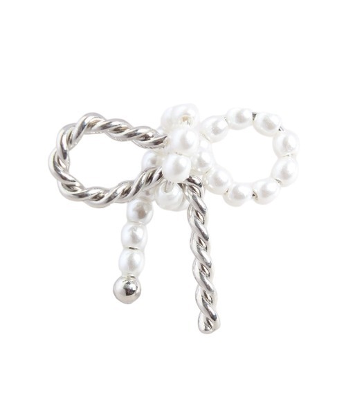 Jolie Toujours(ジョリトゥジュール)の「パール×メタルリボンピアス(ピアス(両耳用)・レディース・シルバー/ゴールド・FREE)」の5枚目の写真