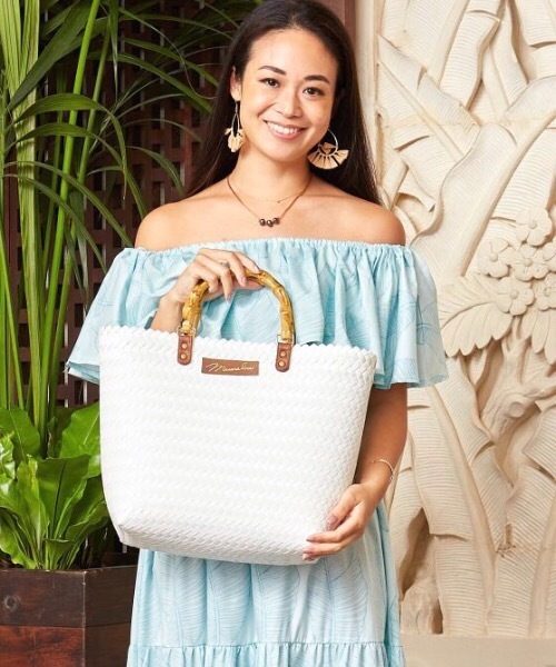 Maunaloa(マウナロア)の「【Maunaloa】ハンドルかごバッグ M(かごバッグ・レディース・グレー/ホワイト/ブラックミックス/ブルー系その他・FREE)」の2枚目の写真