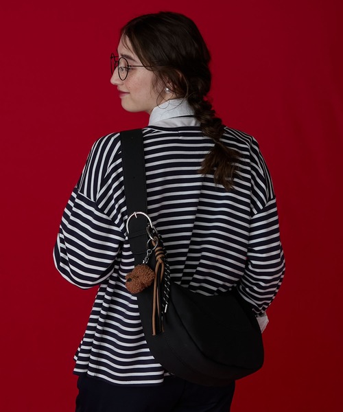 BONLECILL Marche(ボンルシールマルシェ)の「【BONLECILL Marche】ワイドベルトムーンバッグ/ショルダーバッグ(ショルダーバッグ・レディース・キャメル/ブラック/アイボリー・FREE)」の12枚目の写真