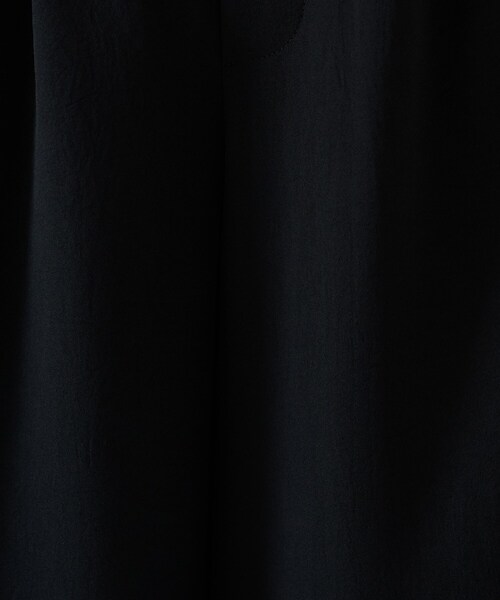 UNTITLED(アンタイトル)の「【セットアップ可/接触冷感/イージーケア】リラクミスト タックワイドパンツ(その他パンツ・レディース・ベージュ/ネイビー/ブラック/チャコールグレー・00/01/02/03/04/42/44/46/48/50)」の11枚目の写真