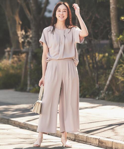 UNTITLED(アンタイトル)の「【セットアップ可/接触冷感/イージーケア】リラクミスト タックワイドパンツ(その他パンツ・レディース・ベージュ/ネイビー/ブラック/チャコールグレー・00/01/02/03/04/42/44/46/48/50)」の15枚目の写真