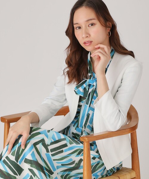 COUP DE CHANCE(クードシャンス)の「【手洗い可/日本製】ノーカラージャケット(ノーカラージャケット・レディース・ブラック/ブラウン系/ブルー/ナチュラル/ホワイト/ダークグレー・34/42/40/38/36)」の9枚目の写真