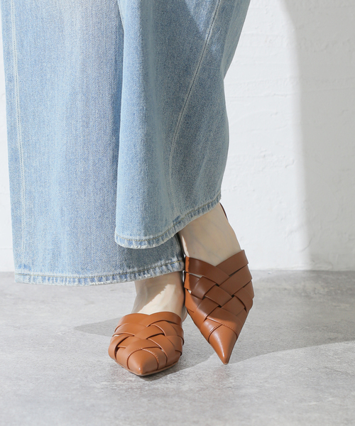 PELLICO(ペリーコ)の「PELLICO/ペリーコ ポインテッドトゥフラット(サンダル・レディース・ブラウン・36/37/38)」の11枚目の写真