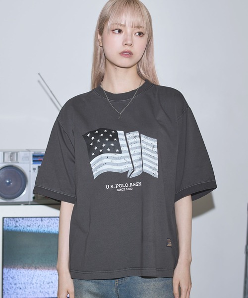 U.S. POLO ASSN.（ユーエスポロアッスン）の「U.S. POLO ASSN. /ユーエスポロアッスン　別注 ヴィンテージ加工天竺グラフィックフラッグTシャツ【UNISEX】（Tシャツ/カットソー・メンズ・ブラック/ワイン/ブラック系/ホワイト・S/M/L/XL）」の18枚目の写真