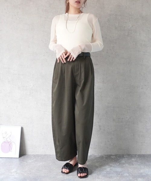 Emma（SELECT LEVERY）（エマ セレクトリベリー）の「袖口シアーラメ切替プルオーバー（Tシャツ/カットソー・レディース・チャコール/ブルー/アイボリー/ブラック・FREE）」の20枚目の写真