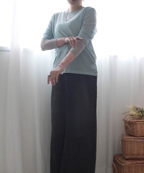 Emma（SELECT LEVERY）（エマ セレクトリベリー）の「袖口シアーラメ切替プルオーバー（Tシャツ/カットソー・レディース・チャコール/ブルー/アイボリー/ブラック・FREE）」の22枚目の写真