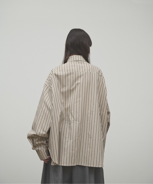 Lutim by u(ルチバイユー)の「Regiment stripe overshirt / レジメントストライプオーバーシャツ(シャツ/ブラウス・レディース・ナチュラル/ブルー・FREE)」の11枚目の写真