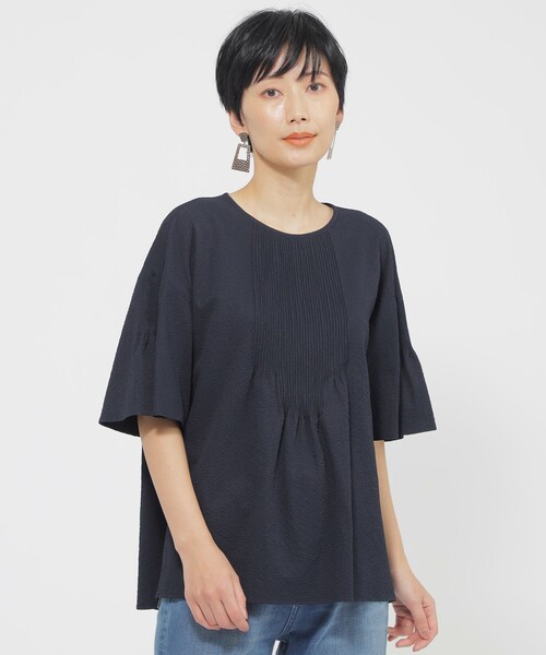 EVEX by KRIZIA（エヴェックスバイクリツィア）の「【カタログ掲載品】【1枚で決まる】【ウォッシャブル】サッカーストレッチフレアブラウス（シャツ/ブラウス・レディース・ダークネイビー/オフホワイト/ピンク・40）」の3枚目の写真