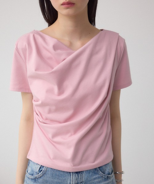 AZUL by moussy（アズールバイマウジー）の「2WAYドレープスムーストップス（Tシャツ/カットソー・レディース・ホワイト/ブラック/ライトピンク/グレイッシュベージュ・FREE）」の1枚目の写真