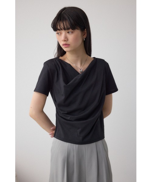 AZUL by moussy（アズールバイマウジー）の「2WAYドレープスムーストップス（Tシャツ/カットソー・レディース・ホワイト/ブラック/ライトピンク/グレイッシュベージュ・FREE）」の17枚目の写真