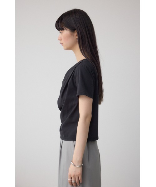 AZUL by moussy（アズールバイマウジー）の「2WAYドレープスムーストップス（Tシャツ/カットソー・レディース・ホワイト/ブラック/ライトピンク/グレイッシュベージュ・FREE）」の20枚目の写真