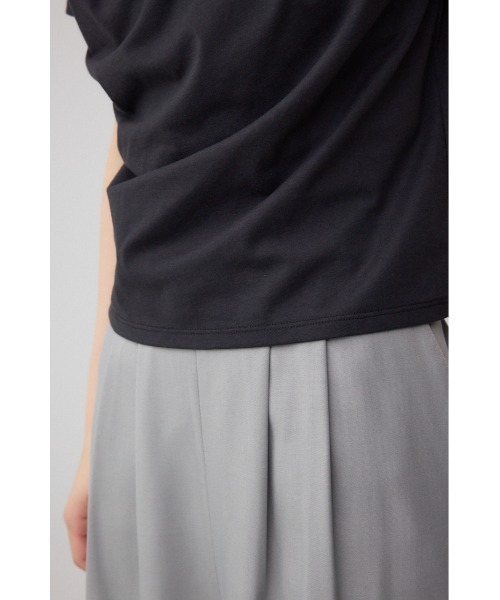 AZUL by moussy（アズールバイマウジー）の「2WAYドレープスムーストップス（Tシャツ/カットソー・レディース・ブラック/ライトピンク/グレイッシュベージュ/ホワイト・FREE）」の22枚目の写真