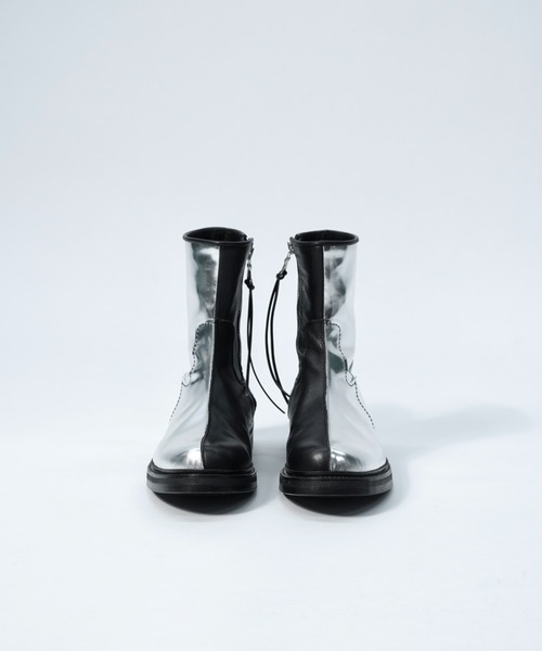 Urig(ウーリッヒ)の「ZWEI GESICHTER SIDE ZIP BOOTS(ブーツ・メンズ・シルバー×ブラック・23/24/25/26/27/28/26.5/27.5/22.5/24.5/23.5/21.5/22/28.5/25.5)」の6枚目の写真