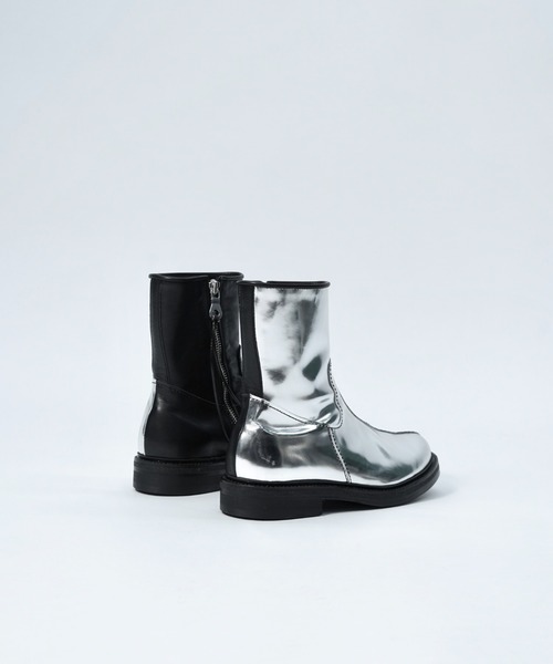 Urig(ウーリッヒ)の「ZWEI GESICHTER SIDE ZIP BOOTS(ブーツ・メンズ・シルバー×ブラック・23/24/25/26/27/28/26.5/27.5/22.5/24.5/23.5/21.5/22/28.5/25.5)」の9枚目の写真