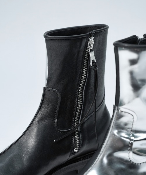 Urig(ウーリッヒ)の「ZWEI GESICHTER SIDE ZIP BOOTS(ブーツ・メンズ・シルバー×ブラック・23/24/25/26/27/28/26.5/27.5/22.5/24.5/23.5/21.5/22/28.5/25.5)」の14枚目の写真