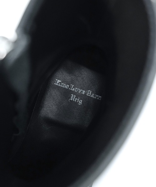 Urig(ウーリッヒ)の「ZWEI GESICHTER SIDE ZIP BOOTS(ブーツ・メンズ・シルバー×ブラック・23/24/25/26/27/28/26.5/27.5/22.5/24.5/23.5/21.5/22/28.5/25.5)」の18枚目の写真