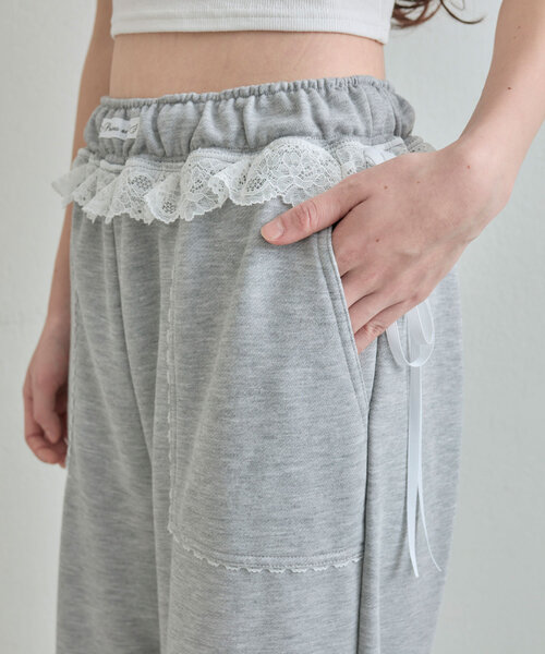 ウエストフリルスウェットパンツ SNSで話題の！】ウエストフリルスウェットパンツ | OLIVE des OLIVE