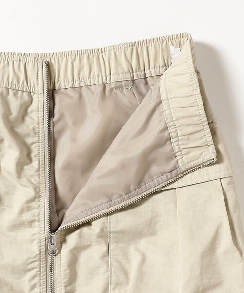 Ray BEAMS(レイビームス)の「フロント ジップ カーゴ タイトスカート(スカート・レディース・ホワイト系その他6/ブラック・0/1)」の6枚目の写真