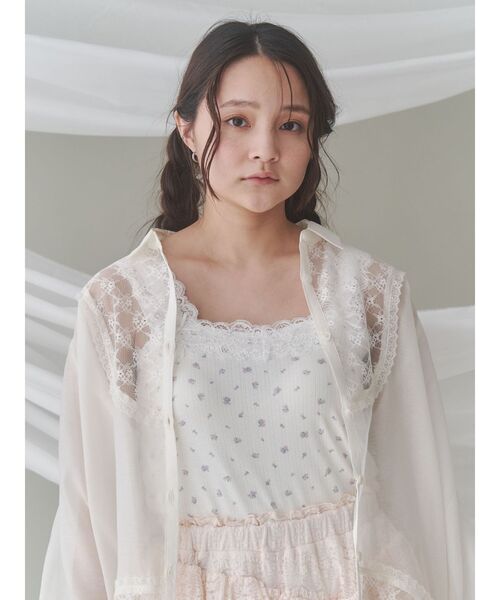 merry jenny(メリージェニー)の「flower camisole tops(キャミソール・レディース・ピンク/ブルー/オフホワイト・FREE)」の5枚目の写真