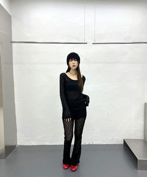 4INT.（フォイント）の「【日焼け対策】 長袖 シースルー メッシュ サマーニット（Tシャツ/カットソー・レディース・ブラック/ホワイト/グレー・FREE）」の6枚目の写真