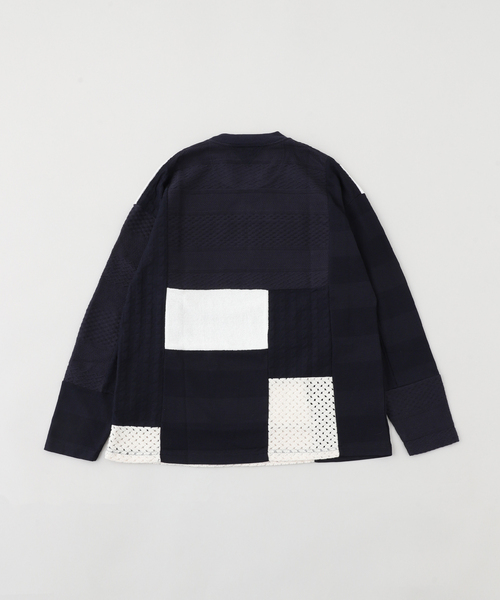 WHITE MOUNTAINEERING(ホワイトマウンテニアリング)の「White Mountaineering(ホワイトマウンテニアリング) PATCHWORK LONG SLEEVE Tシャツ(Tシャツ/カットソー・メンズ・ネイビー・1/2)」の2枚目の写真