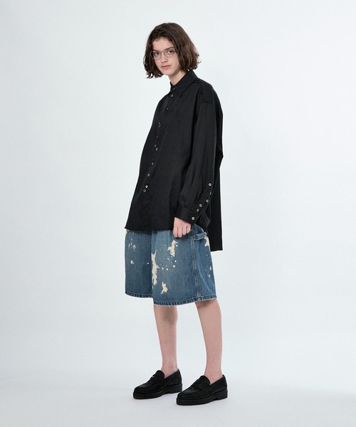 M TO R(ムウトアール)の「【Leex BELPER x M】PAINT BUGGY PAINTER TUCK SHORTS(デニムパンツ・レディース・ブラック/ネイビー・M/L/XL)」の14枚目の写真