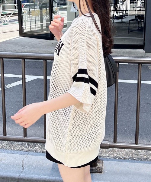 INGNI(イング)の「ナンバーロゴ半袖メッシュニット(ニット/セーター・レディース・ブラック×ホワイト/ホワイト×ブラック・M)」の5枚目の写真