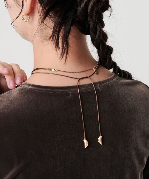 BEAUTY&YOUTH UNITED ARROWS（ビューティーアンドユースユナイテッドアローズ）の「コード×メタルハート チョーカー（ネックレス・レディース・シルバー/ゴールド・FREE）」の7枚目の写真