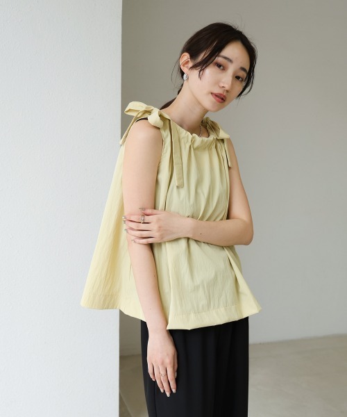 Bab(バブ)の「ショルダーリボンデザインブラウス(シャツ/ブラウス・レディース・ブラック/ベージュ/イエロー・M)」の6枚目の写真