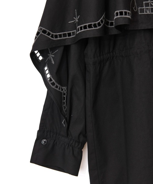 AULA AILA（アウラアイラ）の「エンブロイダリーケープデザインシャツ（テーラードジャケット・レディース・アイボリー/ブラック/グレー・0）」の13枚目の写真