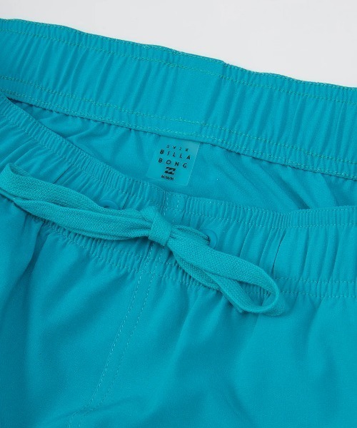 BILLABONG(ビラボン)の「【BILLABONG/ビラボン】25SS SUNSET ARCH BOARDSHORTS/水陸両用ウエストゴム撥水UVストレッチバックプリントロゴボードショーツ・サーフトランクス・バギーショーツ(水着)(水着・レディース・ホワイト/イエロー/ブルー/ブラック・MEDIUM/LARGE)」の11枚目の写真