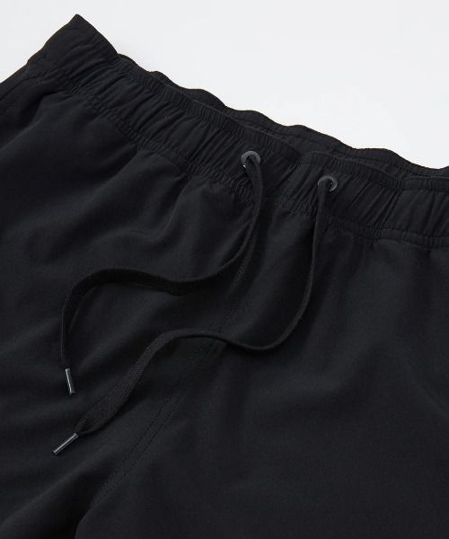 BILLABONG(ビラボン)の「【BILLABONG/ビラボン】25SS SUNSET ARCH BOARDSHORTS/水陸両用ウエストゴム撥水UVストレッチバックプリントロゴボードショーツ・サーフトランクス・バギーショーツ(水着)(水着・レディース・ホワイト/イエロー/ブルー/ブラック・MEDIUM/LARGE)」の14枚目の写真