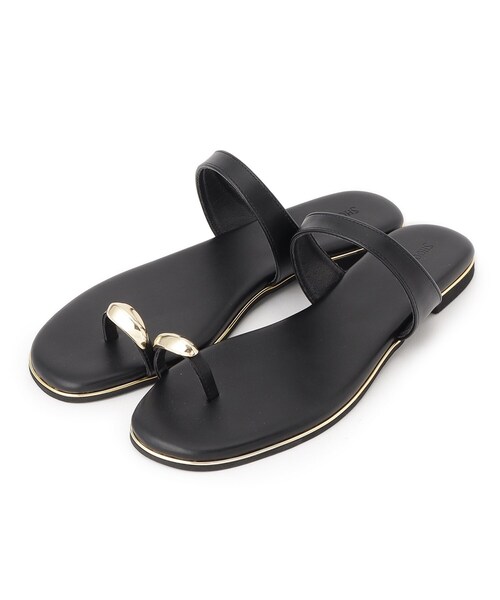 SHOO・LA・RUE(シューラルー)の「メタルリングサンダル(サンダル・レディース・ブラック/シルバー・35/45)」の2枚目の写真