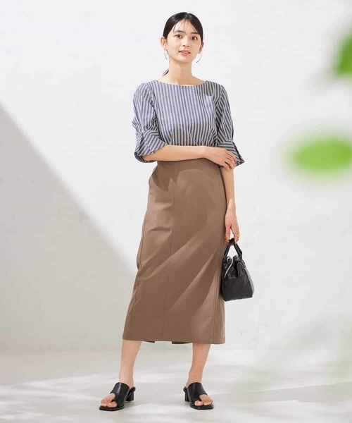 a.v.v(アーヴェヴェ)の「タックスリーブブラウス【WEB限定】(シャツ/ブラウス・レディース・ブラック/ネイビー・36/38/40)」の11枚目の写真