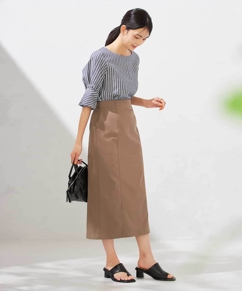 a.v.v(アーヴェヴェ)の「タックスリーブブラウス【WEB限定】(シャツ/ブラウス・レディース・ブラック/ネイビー・36/38/40)」の12枚目の写真
