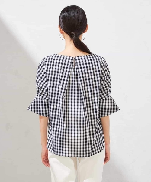a.v.v(アーヴェヴェ)の「タックスリーブブラウス【WEB限定】(シャツ/ブラウス・レディース・ブラック/ネイビー・36/38/40)」の20枚目の写真