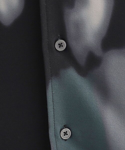 tk.TAKEO KIKUCHI(ティーケータケオキクチ)の「梨地ボカシプリントシャツ(シャツ/ブラウス・メンズ・ネイビー/ダークブラウン/ホワイト/ブラック・04/03/02)」の12枚目の写真