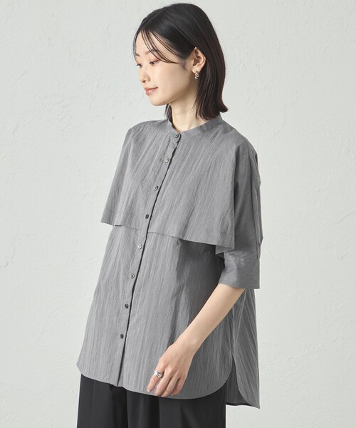 CAST:（キャストコロン）の「【1枚で着映える】レイヤードブラウス（シャツ/ブラウス・レディース・ブラック/グレー系その他2/グリーン/オフホワイト・S/M）」の3枚目の写真