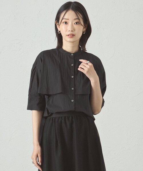 CAST:（キャストコロン）の「【1枚で着映える】レイヤードブラウス（シャツ/ブラウス・レディース・ブラック/グレー系その他2/グリーン/オフホワイト・S/M）」の2枚目の写真
