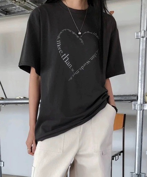 VIBGYOR(ヴィブジョー)の「フロントハートロゴプリントTシャツ 半袖(CZ)(Tシャツ/カットソー・レディース・ホワイト/ブラック/グレー・MEDIUM/LARGE)」の11枚目の写真