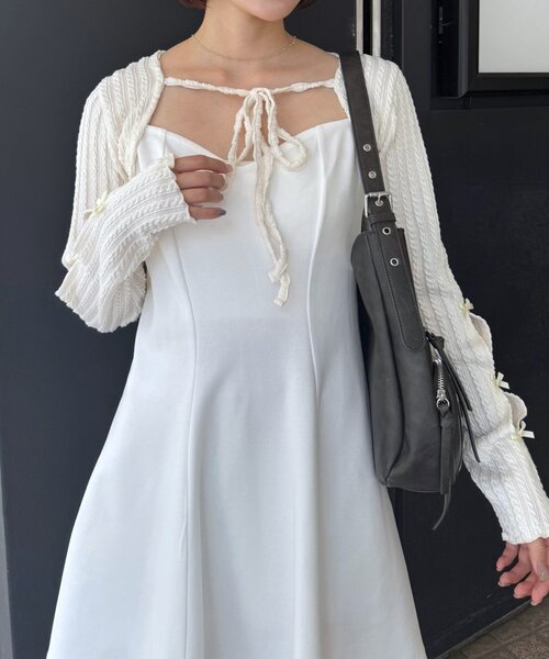mline（エムライン）の「[mline]フレアタイトミニワンピ（ワンピース・レディース・ブラック/オフホワイト・1/2）」の3枚目の写真