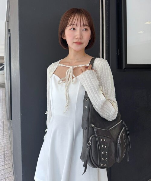 mline（エムライン）の「[mline]フレアタイトミニワンピ（ワンピース・レディース・ブラック/オフホワイト・1/2）」の6枚目の写真